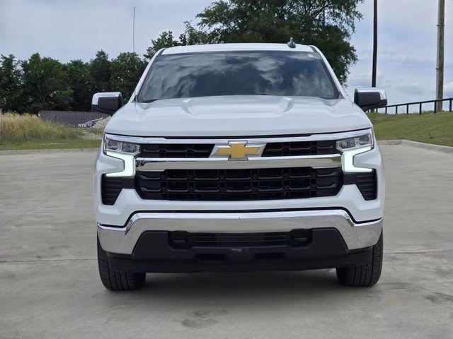 2024 Summit White Chevrolet Silverado 1500 LT 4X4 Truck