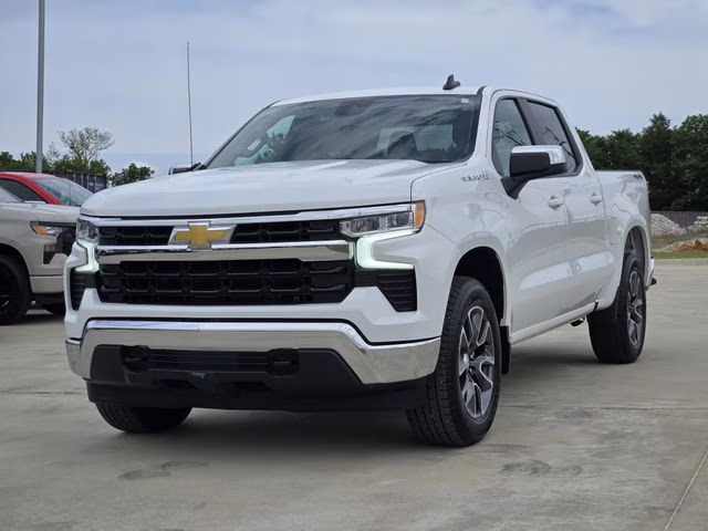 2024 Summit White Chevrolet Silverado 1500 LT 4X4 Truck