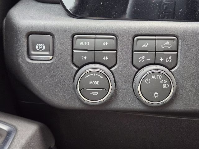 2026 Sterling Gray Metallic Chevrolet Silverado 1500 LT 4X4 Truck