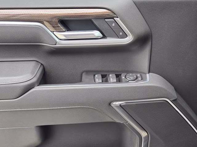 2026 Sterling Gray Metallic Chevrolet Silverado 1500 LT 4X4 Truck