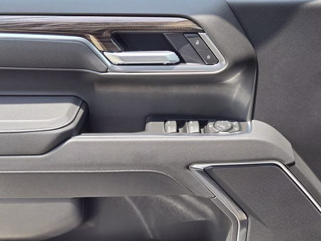 2026 Sterling Gray Metallic Chevrolet Silverado 1500 LT 4X4 Truck