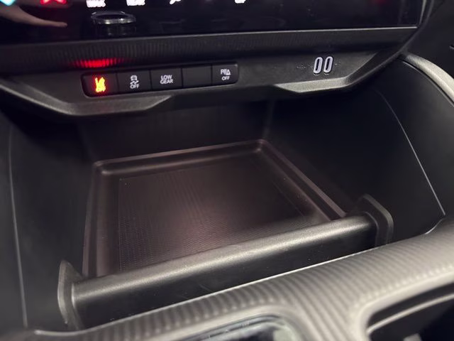 2026 Sting-Gray Clearcoat Jeep Cherokee Limited 4X4 SUV
