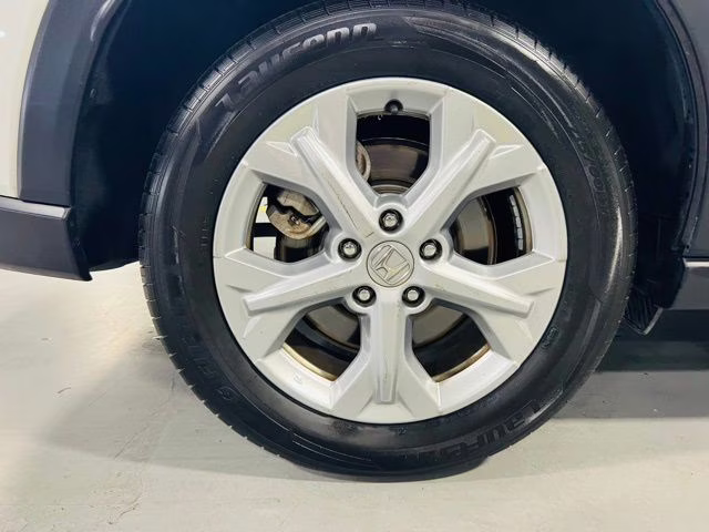 2023 White Honda HR-V LX FWD SUV