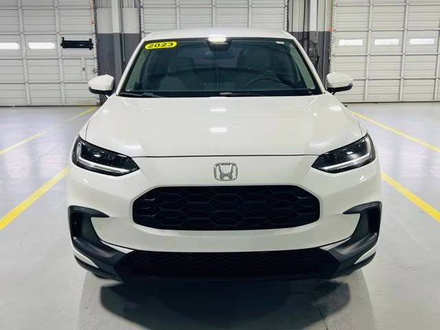 2023 White Honda HR-V LX FWD SUV