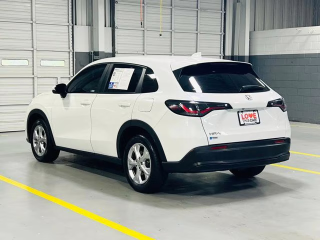 2023 White Honda HR-V LX FWD SUV