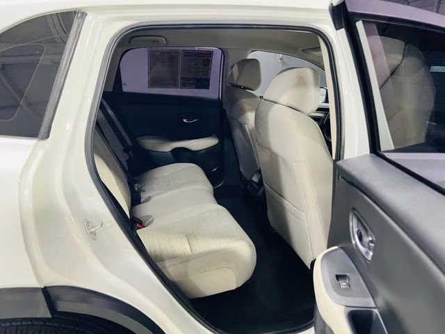 2023 White Honda HR-V LX FWD SUV