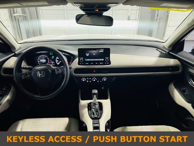 2023 White Honda HR-V LX FWD SUV