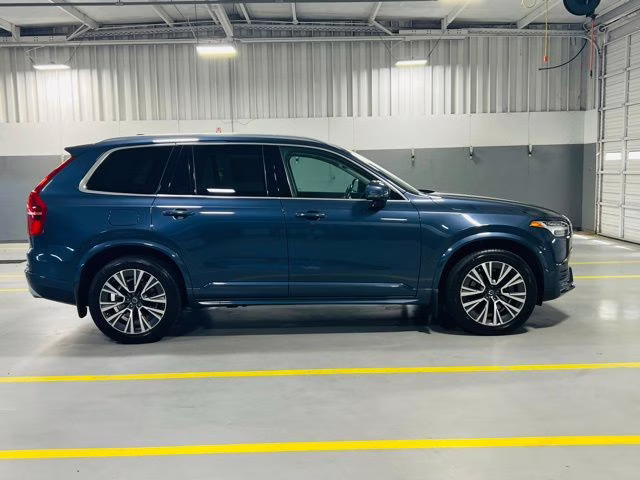 2021 Denim Blue Metallic Volvo XC90 T6 Momentum AWD SUV