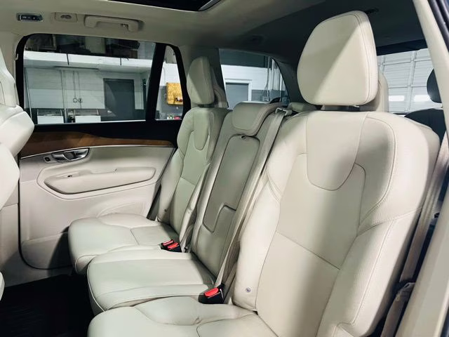 2021 Denim Blue Metallic Volvo XC90 T6 Momentum AWD SUV