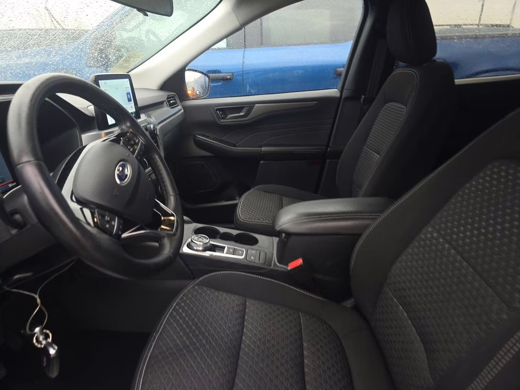 2023 Black Metallic Ford Escape Active FWD SUV