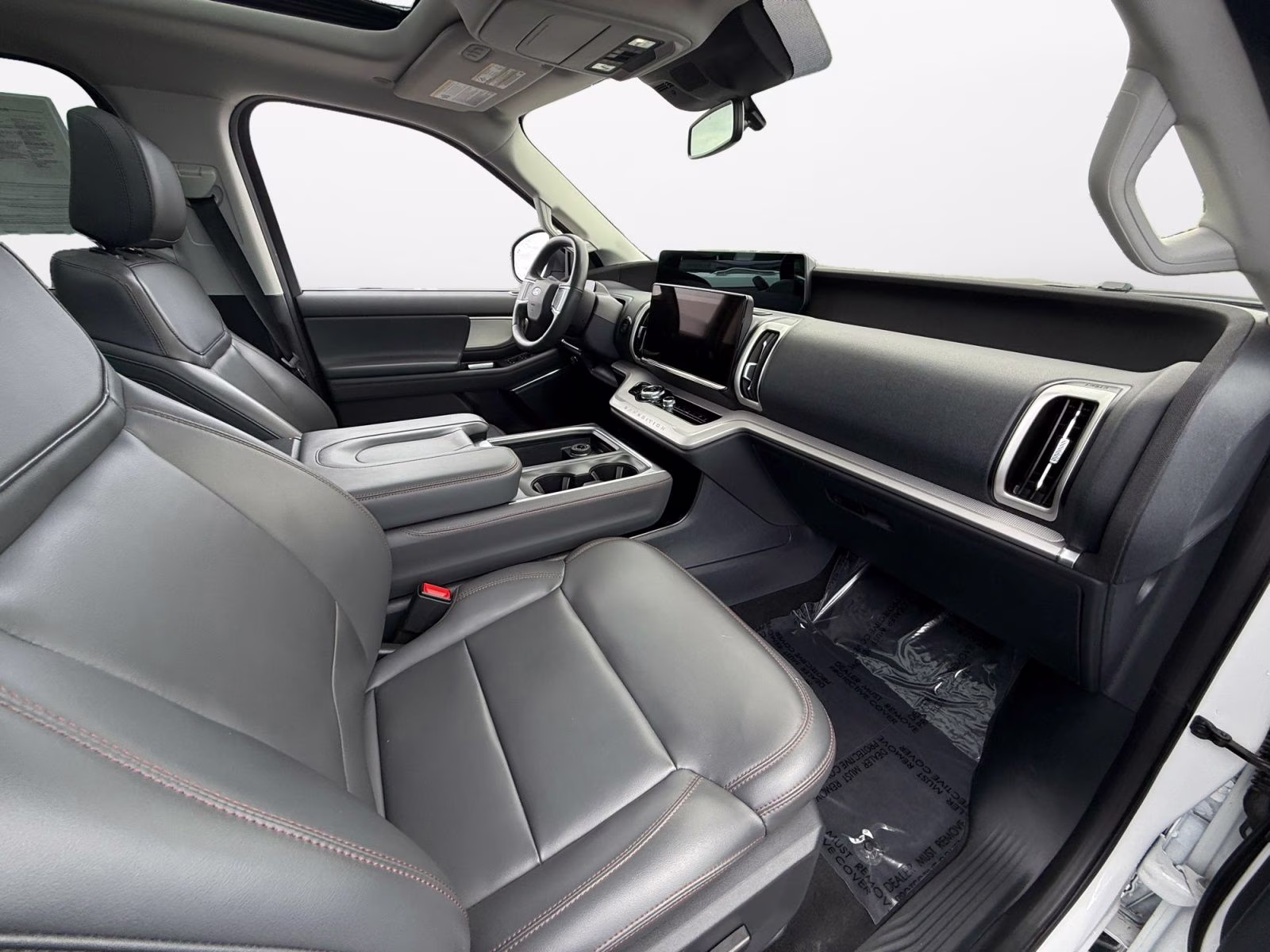2025 Oxford White Ford Expedition Active 4X4 SUV