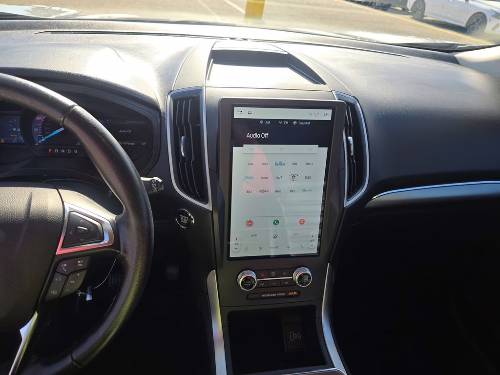 2023 Carbonized Gray Metallic Ford Edge SEL AWD SUV