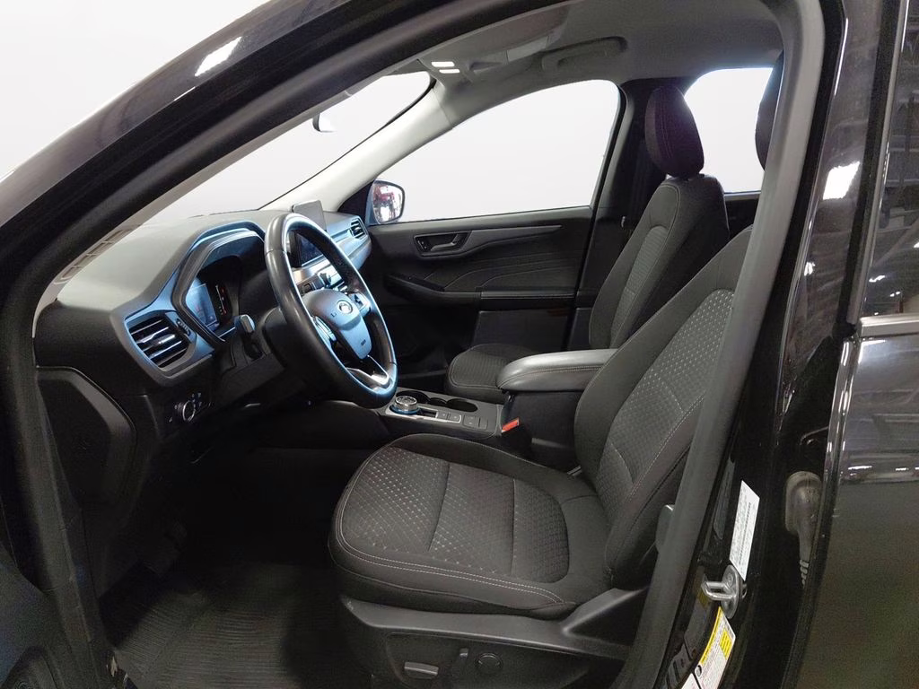 2023 Agate Black Metallic Ford Escape Active FWD SUV