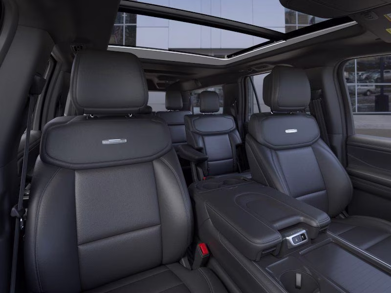 2026 Star White Metallic Tri-Coat Ford Expedition Max Platinum 4X4 SUV