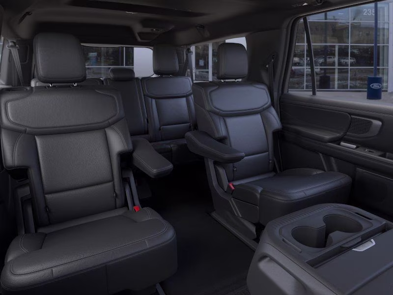 2026 Star White Metallic Tri-Coat Ford Expedition Max Platinum 4X4 SUV