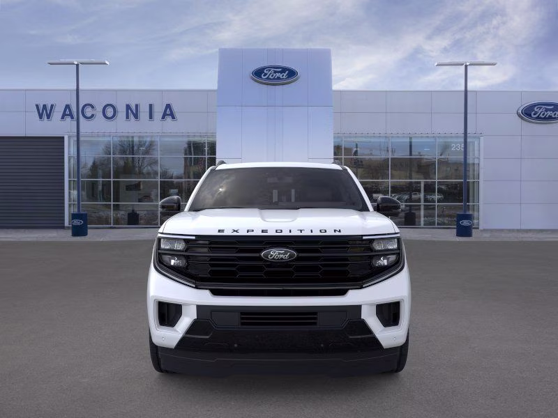2026 Star White Metallic Tri-Coat Ford Expedition Max Platinum 4X4 SUV