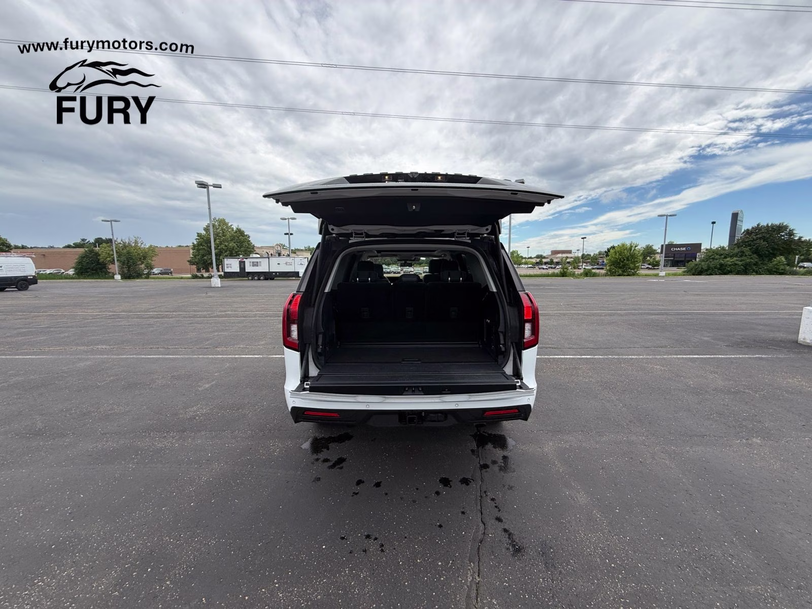 2025 Oxford White Ford Expedition Active 4X4 SUV