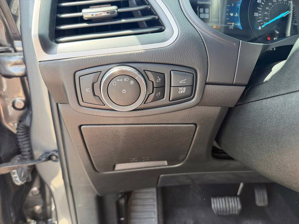 2023 Carbonized Gray Metallic Ford Edge SEL AWD SUV