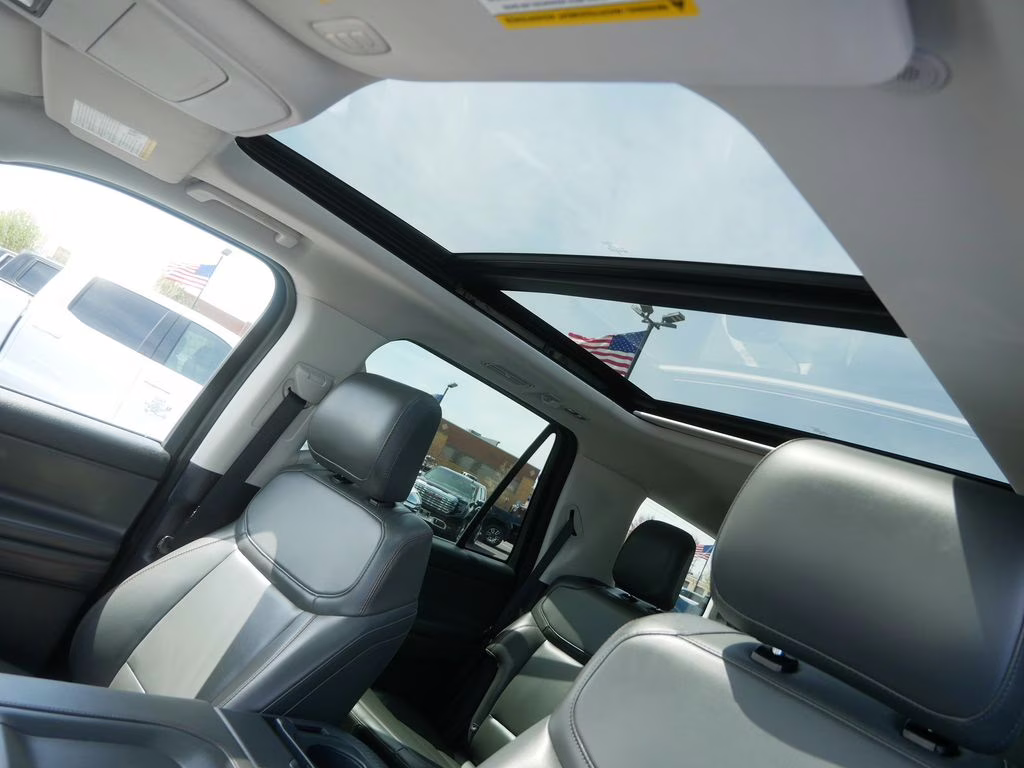 2025 Black Ford Expedition Active 4X4 SUV