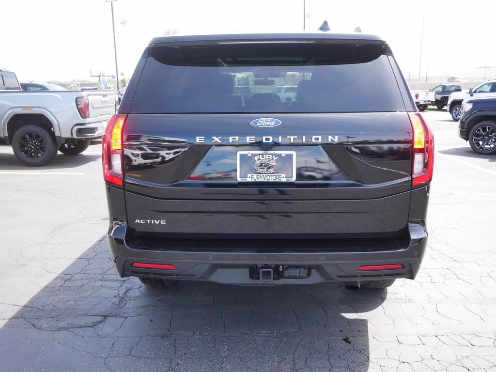 2025 Black Ford Expedition Active 4X4 SUV