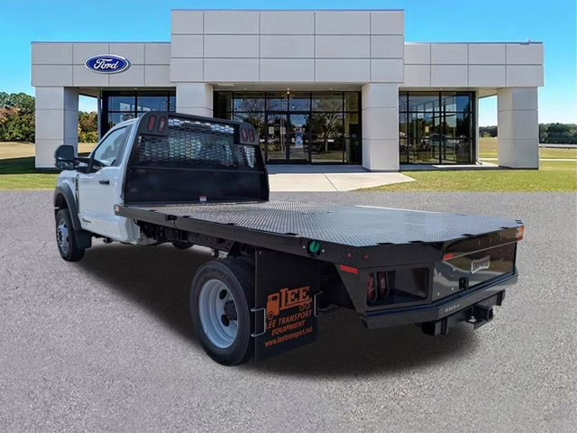 2026 Oxford White Ford Super Duty F-550 DRW XL 4X4 Truck