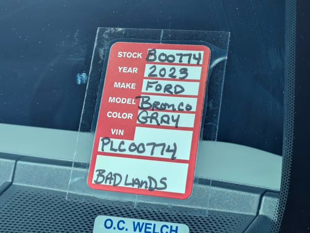 2023 Carbonized Gray Metallic Ford Bronco Badlands 4X4 Convertible