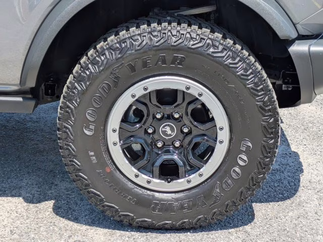 2023 Carbonized Gray Metallic Ford Bronco Badlands 4X4 Convertible