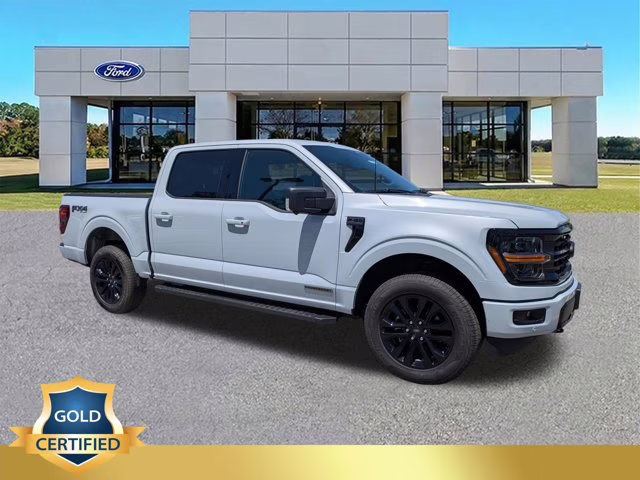 2025 White Metallic Ford F-150 XLT 4X4 Truck