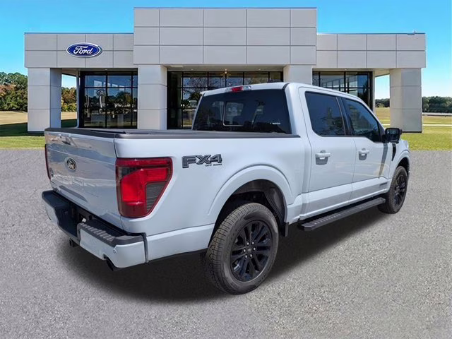 2025 White Metallic Ford F-150 XLT 4X4 Truck