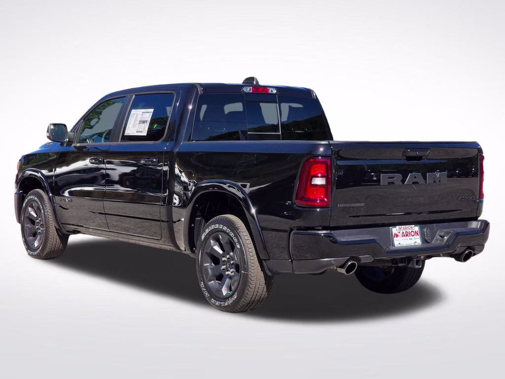 2026 Diamond Black Crystal Pearlcoat Ram 1500 Big Horn/Lone Star 4X4 Truck
