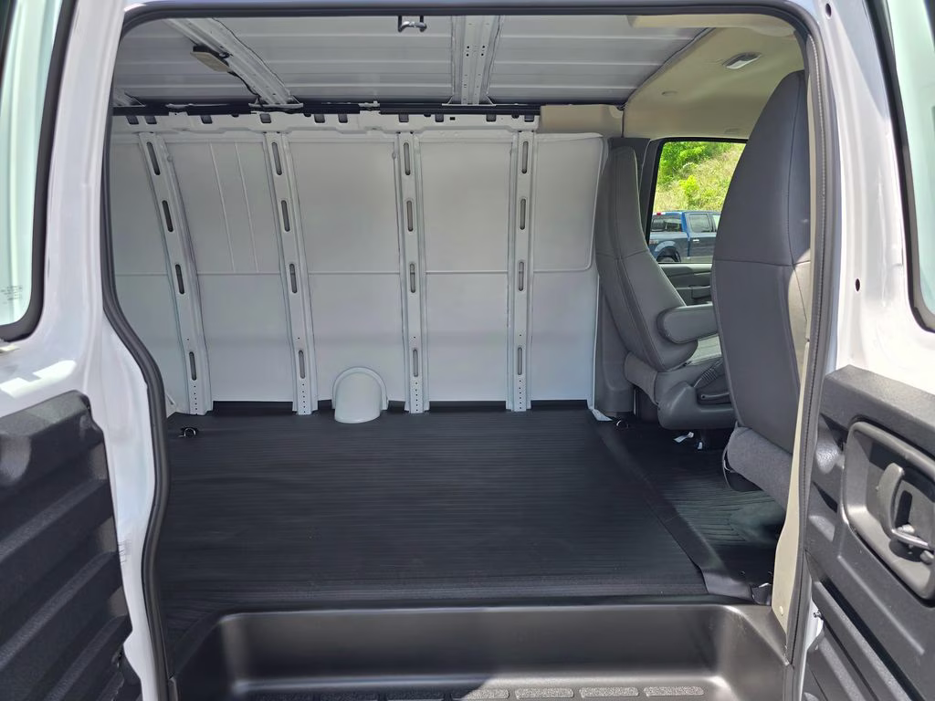 2026 Summit White Chevrolet Express 2500 Work Van RWD Van