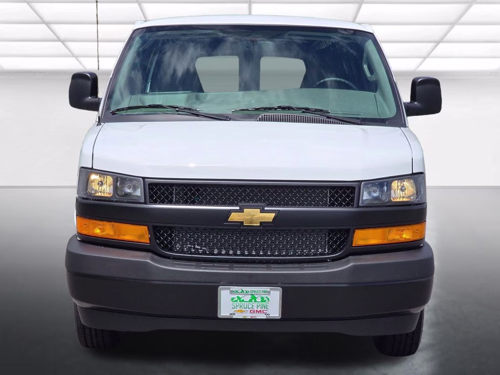 2026 Summit White Chevrolet Express 2500 Work Van RWD Van