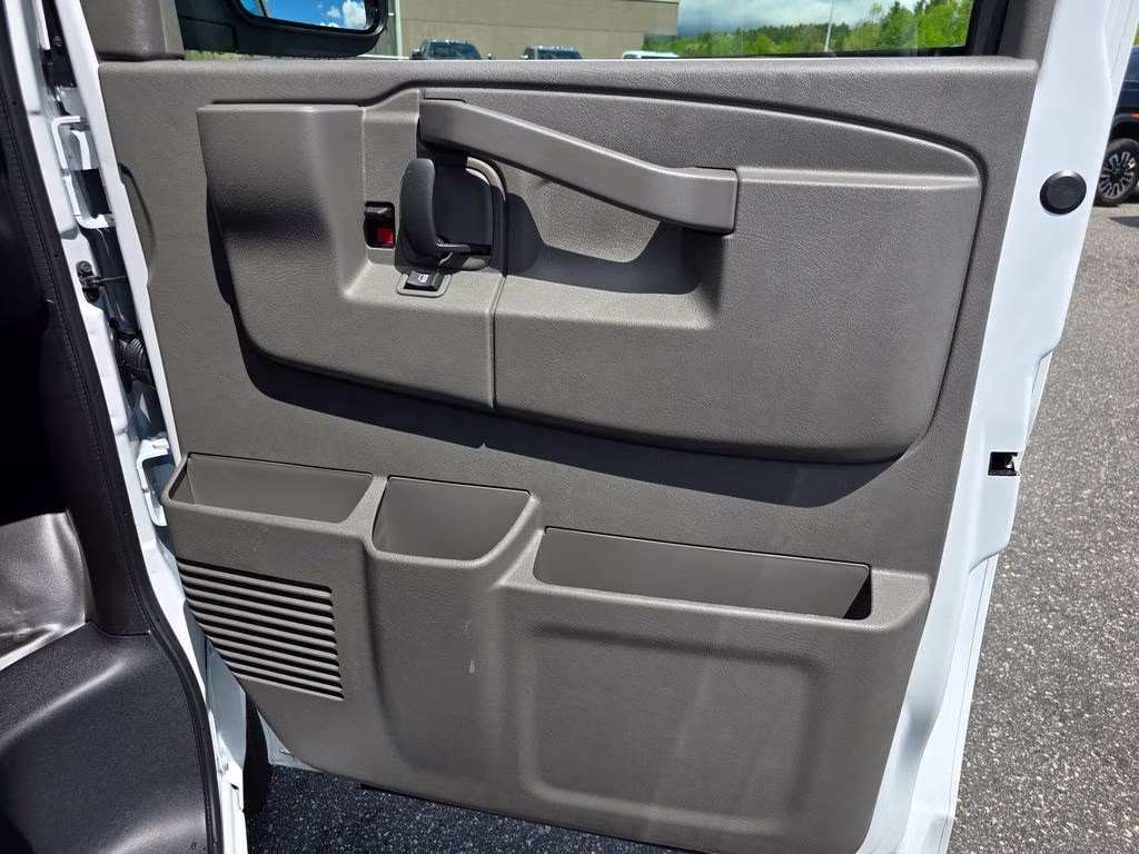 2026 Summit White Chevrolet Express 2500 Work Van RWD Van