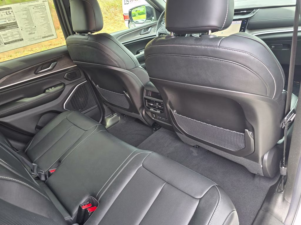 2026 Bright White Clearcoat Jeep Grand Cherokee Limited Reserve 4X4 SUV