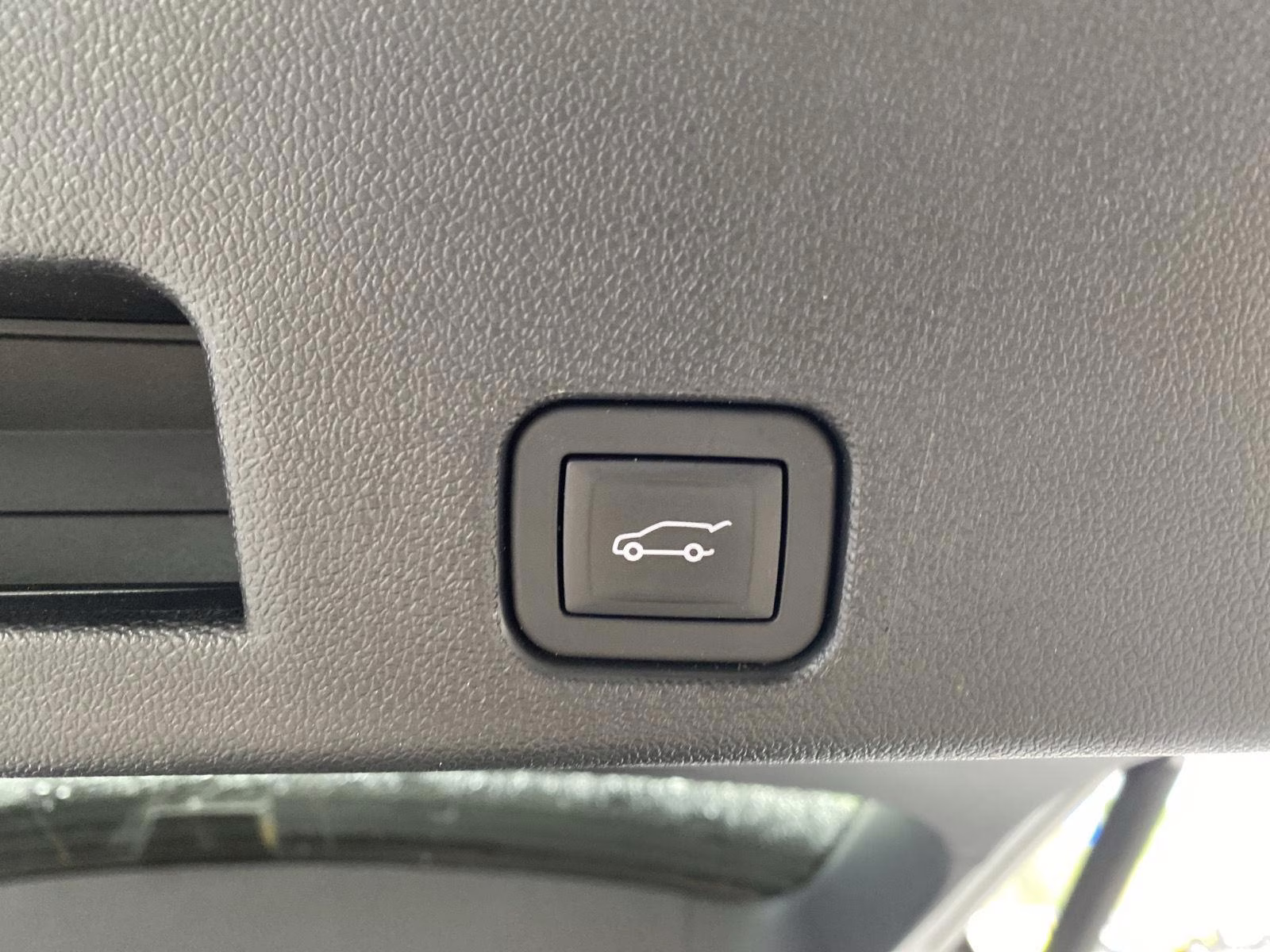 2025 Iridescent Pearl Tricoat Chevrolet Traverse AWD High Country AWD SUV