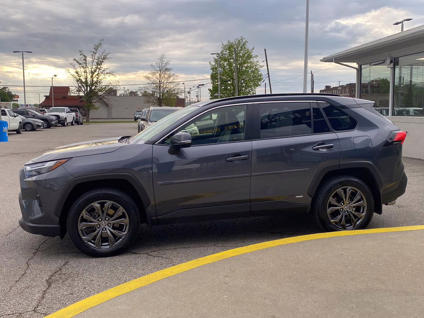 2023 Magnetic Gray Metallic Toyota RAV4 Hybrid XLE Premium AWD SUV