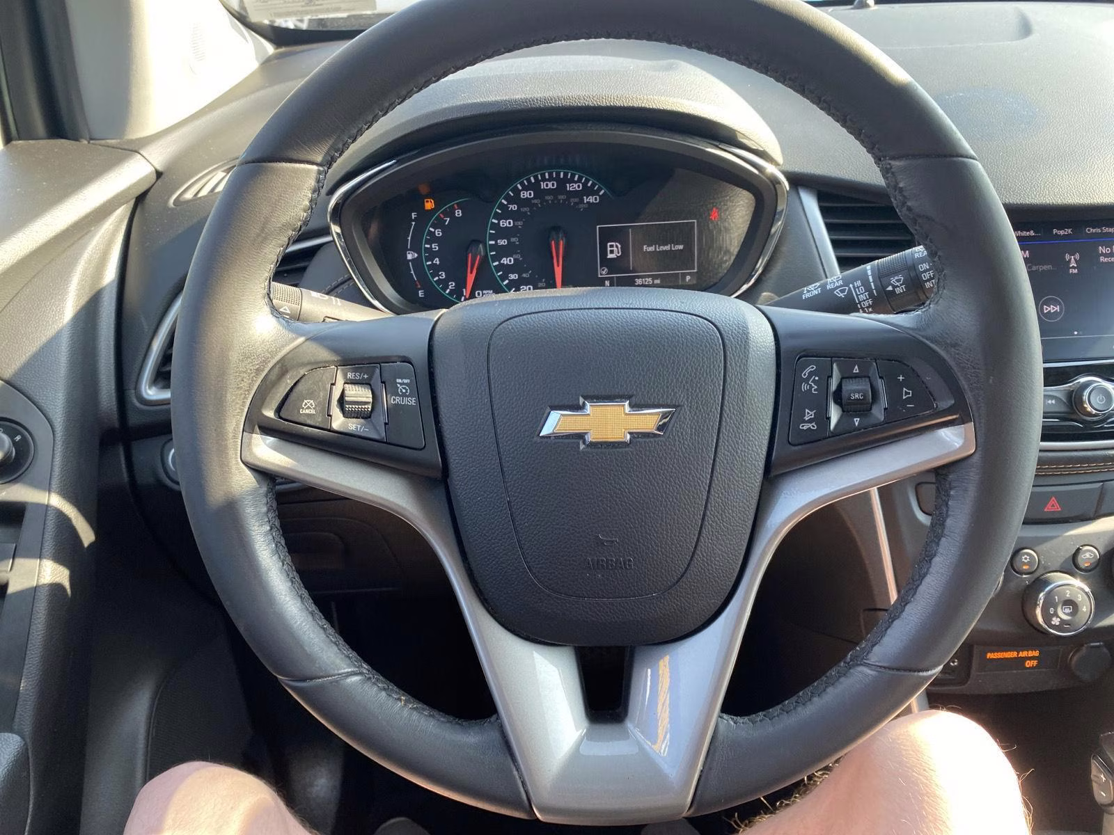 2022 Silver Ice Metallic Chevrolet Trax LT AWD SUV