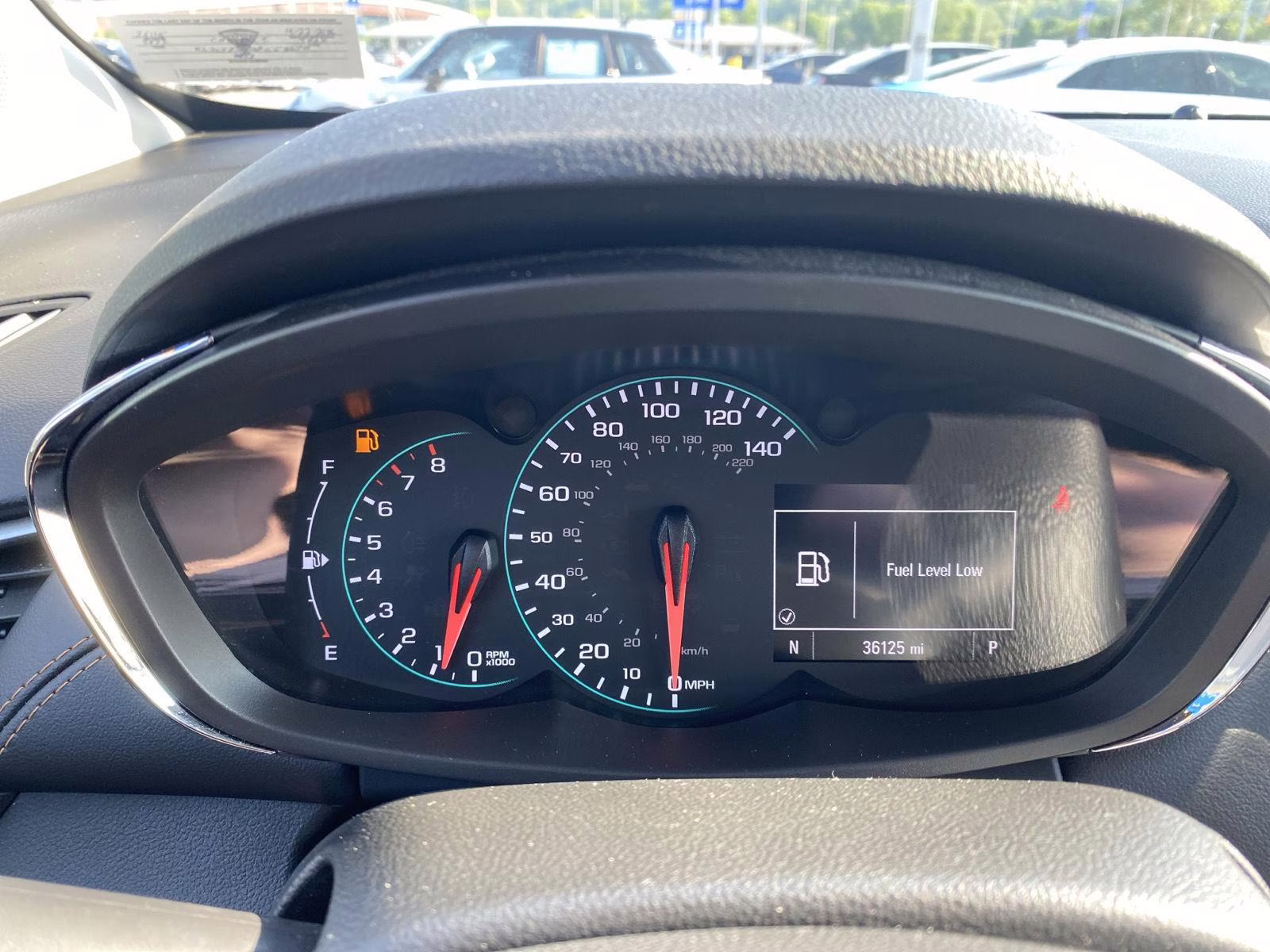 2022 Silver Ice Metallic Chevrolet Trax LT AWD SUV