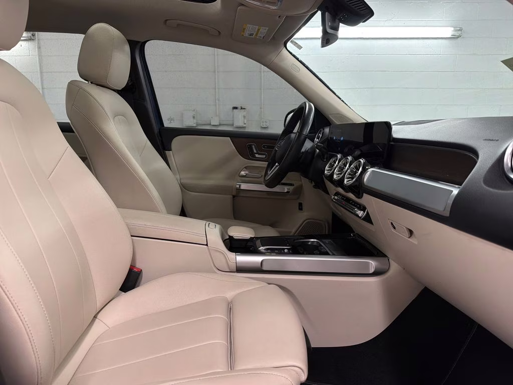 2023 Denim Blue Metallic Mercedes-Benz GLB GLB 250 FWD SUV