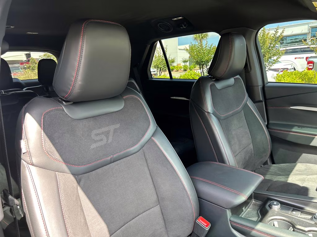 2025 Agate Black Metallic Ford Explorer ST 4X4 SUV