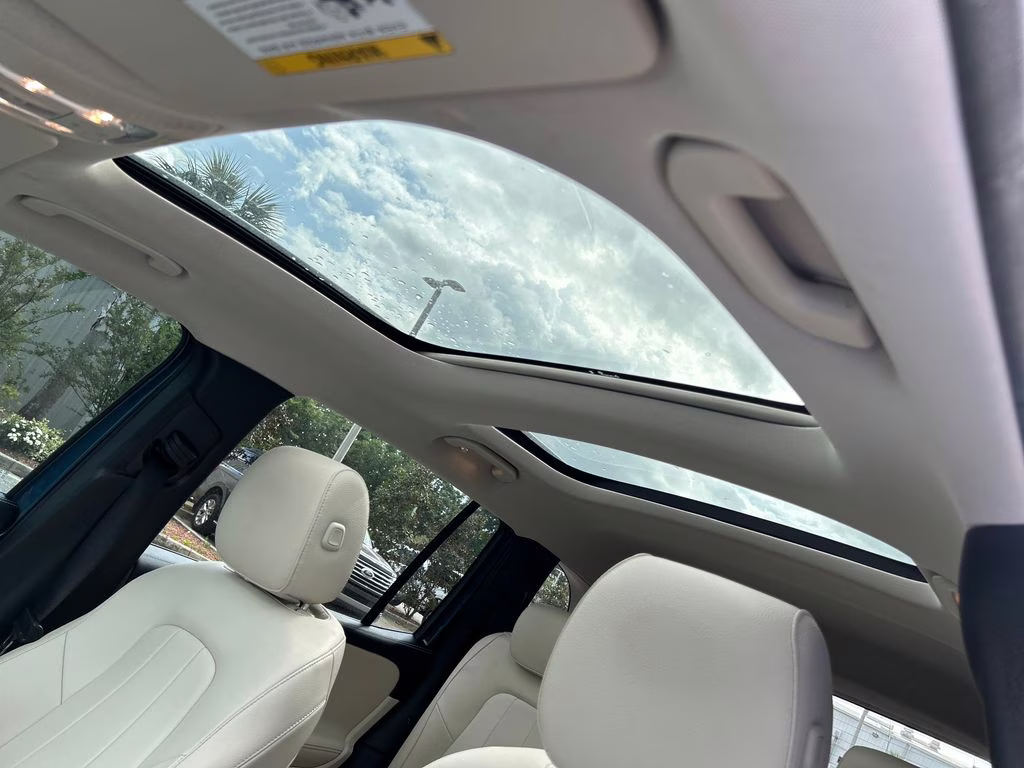 2023 Denim Blue Metallic Mercedes-Benz GLB GLB 250 FWD SUV