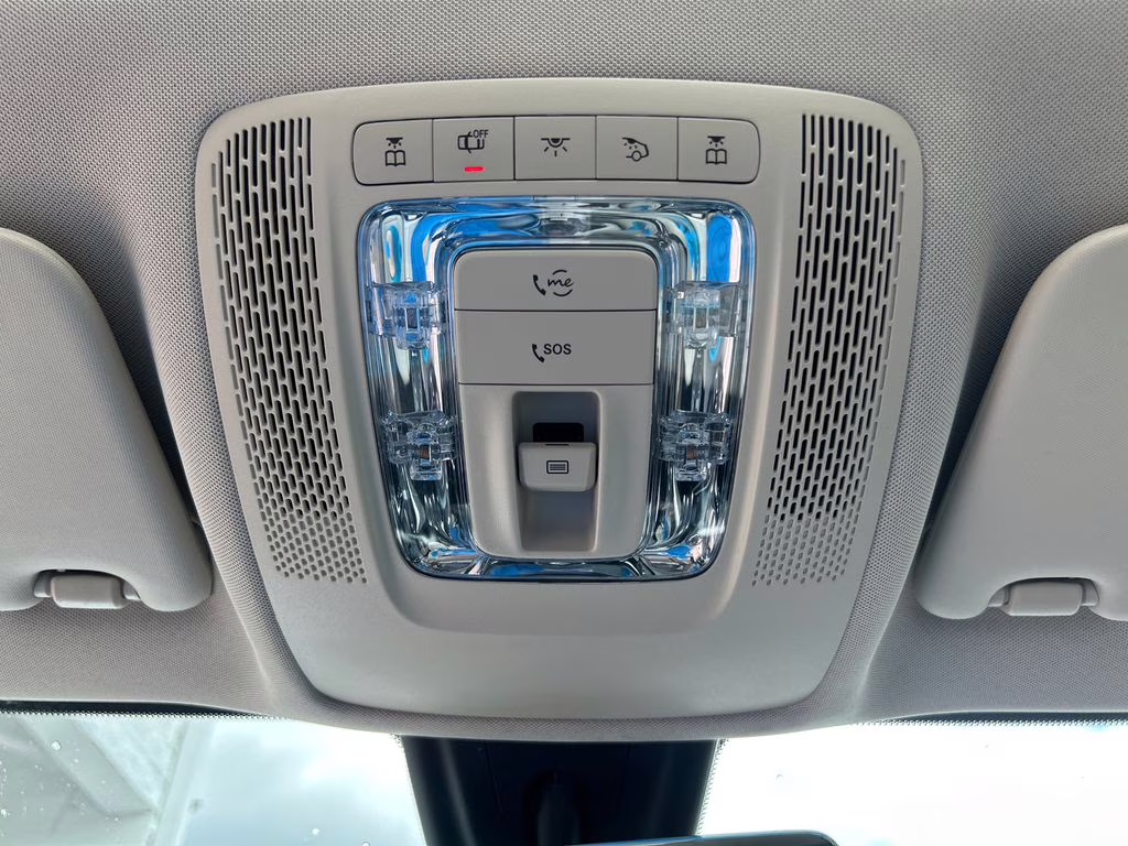 2023 Denim Blue Metallic Mercedes-Benz GLB GLB 250 FWD SUV