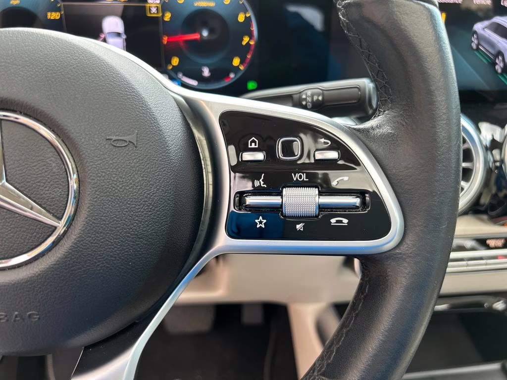 2023 Denim Blue Metallic Mercedes-Benz GLB GLB 250 FWD SUV