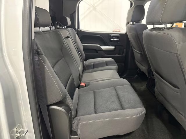 2016 Silver Ice Metallic Chevrolet Silverado 1500 LT 4X4 Truck