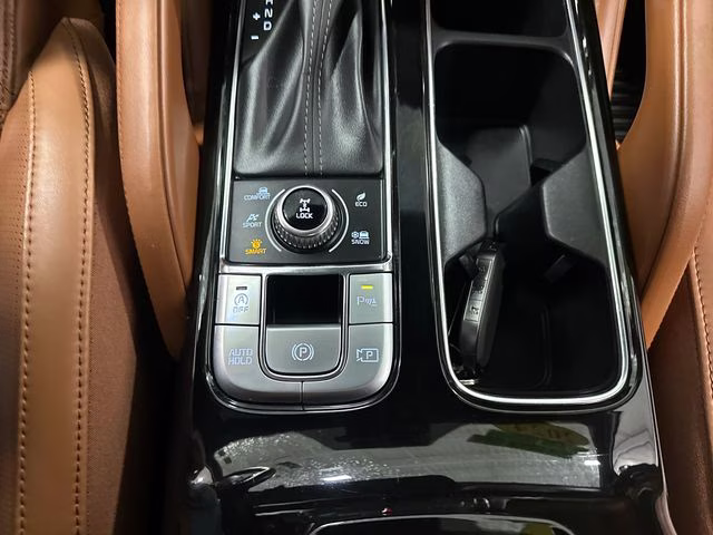 2024 Glacial White Pearl Kia Telluride SX-Prestige X-Line AWD SUV