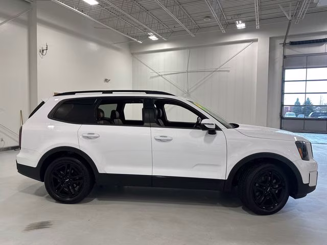 2024 Glacial White Pearl Kia Telluride SX-Prestige X-Line AWD SUV