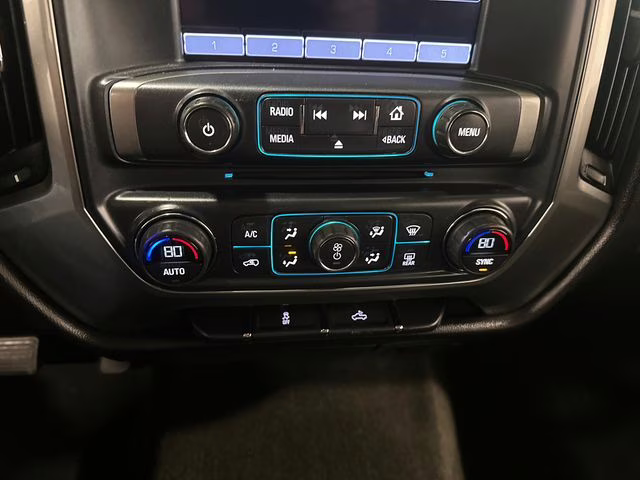 2016 Silver Ice Metallic Chevrolet Silverado 1500 LT 4X4 Truck