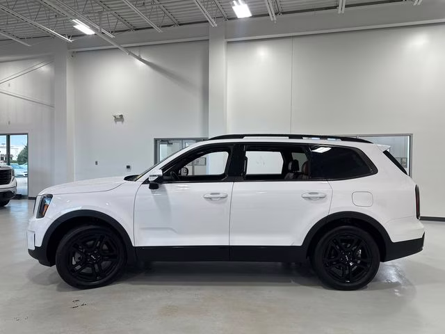 2024 Glacial White Pearl Kia Telluride SX-Prestige X-Line AWD SUV