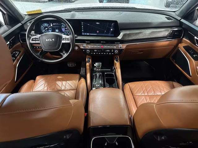 2024 Glacial White Pearl Kia Telluride SX-Prestige X-Line AWD SUV