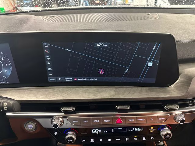 2024 Glacial White Pearl Kia Telluride SX-Prestige X-Line AWD SUV